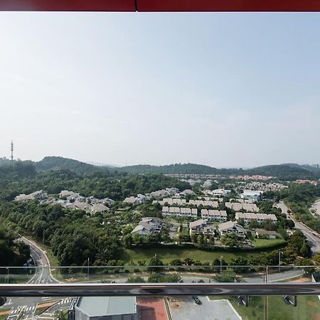 Palm Armada Residence Free Parking And Netflix Putrajaya Eksteriør billede